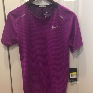 Nike mens dri-fit techknit short sleeve running